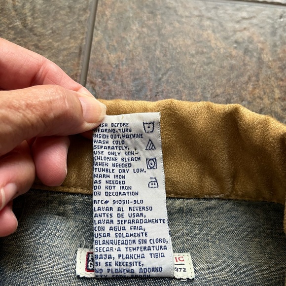 Vintage Faded Glory embroidered floral jean jacket with faux suede trim. Medium - Picture 8 of 12